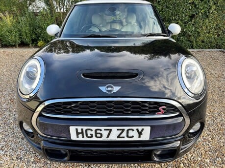 Mini Hatch 2.0 Cooper SD Auto Euro 6 (s/s) 3dr 7