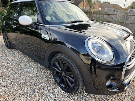 Mini Hatch 2.0 Cooper SD Auto Euro 6 (s/s) 3dr 8