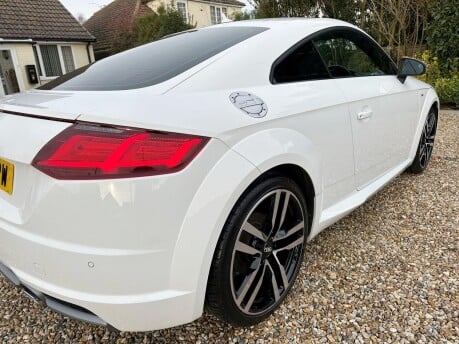 Audi TT 2.0 TDI ultra S line Euro 6 (s/s) 3dr 10