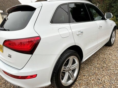 Audi Q5 2.0 TDI S line Plus quattro Euro 6 (s/s) 5dr 8