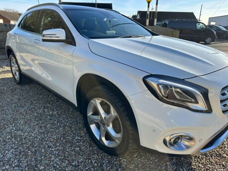 Mercedes-Benz GLA 2.1 GLA200d Sport (Premium Plus) Euro 6 (s/s) 5dr 9