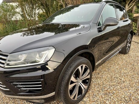 Volkswagen Touareg 3.0 TDI V6 BlueMotion Tech R-Line Tiptronic 4WD Euro 6 (s/s) 5dr 7