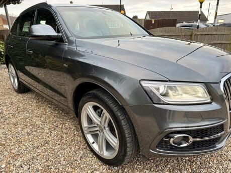 Audi Q5 2.0 TDI S line quattro Euro 5 (s/s) 5dr 7