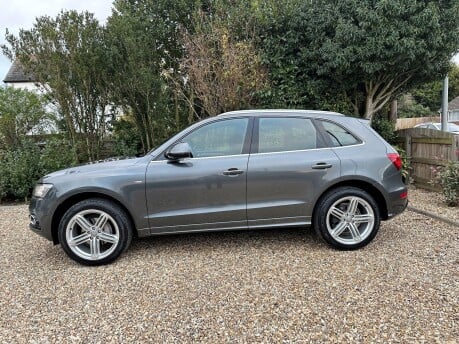 Audi Q5 2.0 TDI S line quattro Euro 5 (s/s) 5dr 3