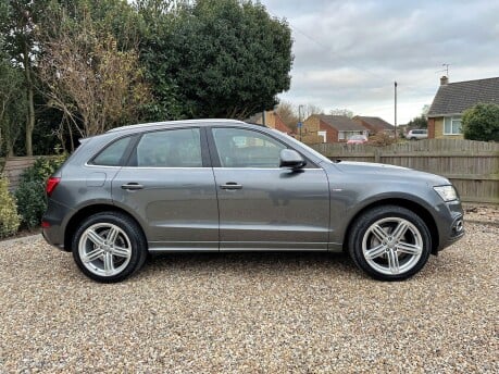 Audi Q5 2.0 TDI S line quattro Euro 5 (s/s) 5dr 4