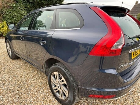 Volvo XC60 2.4 D4 SE AWD Euro 5 (s/s) 5dr 10