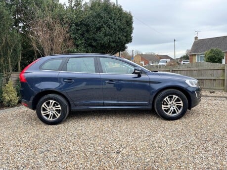 Volvo XC60 2.4 D4 SE AWD Euro 5 (s/s) 5dr 4