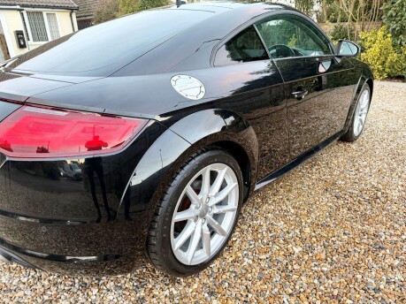 Audi TT 2.0 TDI ultra Sport Euro 6 (s/s) 3dr 8