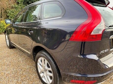 Volvo XC60 2.4 D5 SE Lux Nav AWD Euro 6 (s/s) 5dr 10