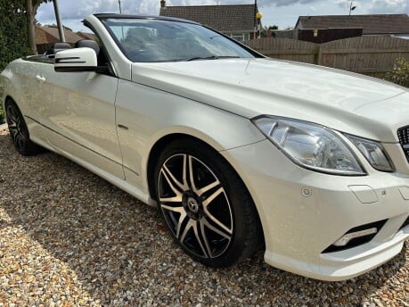 Mercedes-Benz E Class 3.0 E350 CDI V6 BlueEfficiency Sport Cabriolet G-Tronic Euro 5 2dr 7