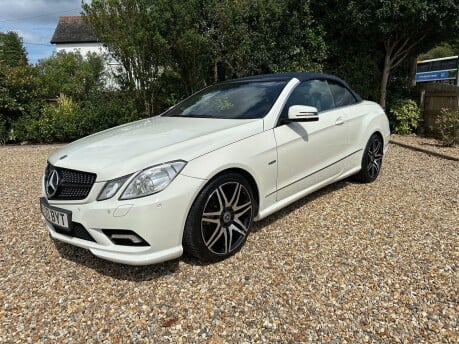 Mercedes-Benz E Class 3.0 E350 CDI V6 BlueEfficiency Sport Cabriolet G-Tronic Euro 5 2dr 11