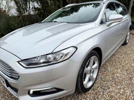 Ford Mondeo 2.0 TDCi Titanium Euro 6 (s/s) 5dr 5