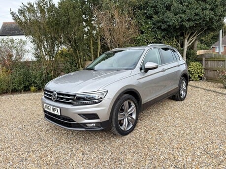 Volkswagen Tiguan 2.0 TDI SEL DSG 4Motion Euro 6 (s/s) 5dr