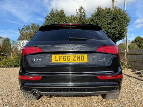 Audi Q5 2.0 TDI S line Plus S Tronic quattro Euro 6 (s/s) 5dr 9