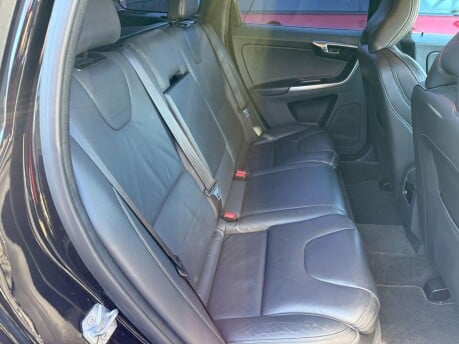 Volvo XC60 2.0 D4 R-Design Lux Nav Auto Euro 6 (s/s) 5dr 17