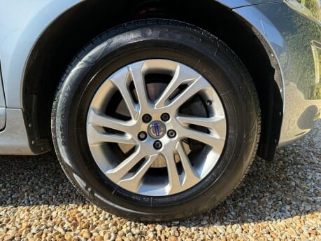 Volvo XC60 2.4 D4 SE Nav Auto AWD Euro 6 (s/s) 5dr 14