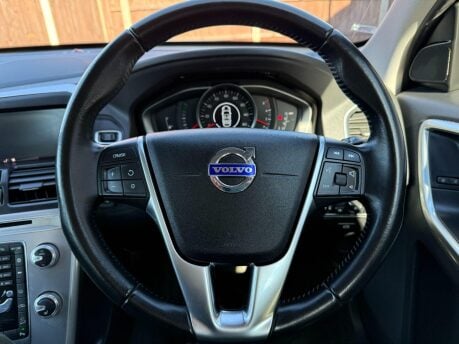 Volvo XC60 2.4 D4 SE Nav Auto AWD Euro 6 (s/s) 5dr 16