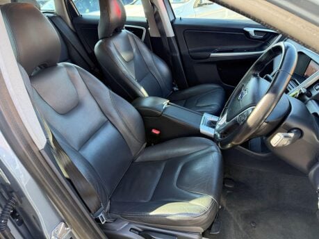 Volvo XC60 2.4 D4 SE Nav Auto AWD Euro 6 (s/s) 5dr 25