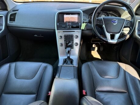 Volvo XC60 2.4 D4 SE Nav Auto AWD Euro 6 (s/s) 5dr 24