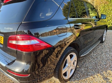 Mercedes-Benz M Class 2.1 ML250 BlueTEC AMG Sport G-Tronic 4WD Euro 6 (s/s) 5dr 8
