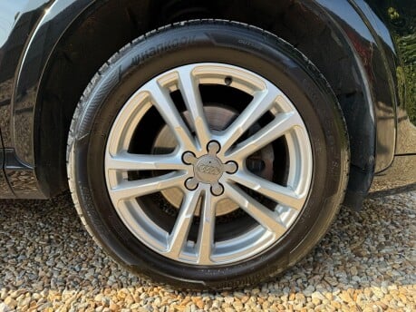 Audi Q3 2.0 TDI S line Euro 6 (s/s) 5dr (Nav) 13
