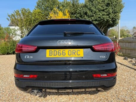 Audi Q3 2.0 TDI S line Euro 6 (s/s) 5dr (Nav) 9