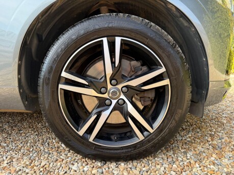 Volvo XC60 2.0 D4 R-Design Auto AWD Euro 6 (s/s) 5dr 13