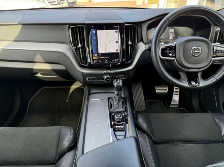 Volvo XC60 2.0 D4 R-Design Auto AWD Euro 6 (s/s) 5dr 18