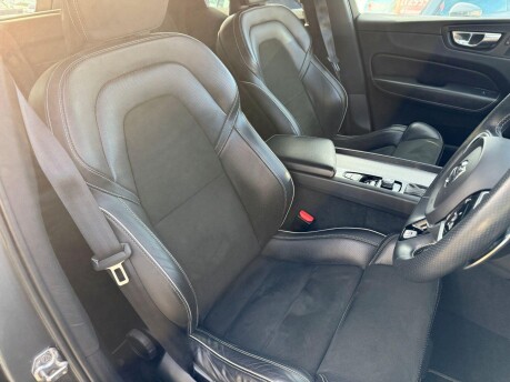 Volvo XC60 2.0 D4 R-Design Auto AWD Euro 6 (s/s) 5dr 19