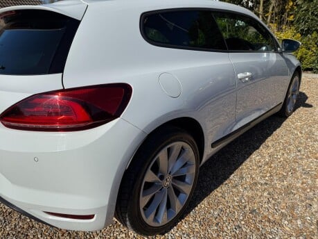 Volkswagen Scirocco 2.0 TDI GT Euro 6 (s/s) 3dr 8