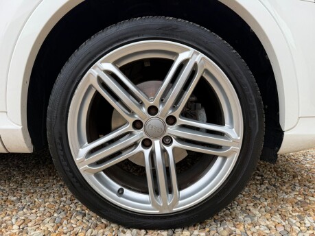 Audi Q3 2.0 TDI S line Plus quattro Euro 6 (s/s) 5dr 13