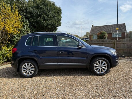 Volkswagen Tiguan 2.0 TDI BlueMotion Tech Match DSG 4WD Euro 5 (s/s) 5dr 6