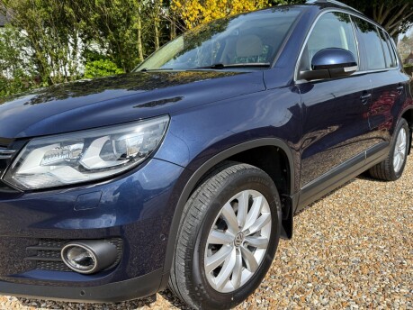Volkswagen Tiguan 2.0 TDI BlueMotion Tech Match DSG 4WD Euro 5 (s/s) 5dr 7