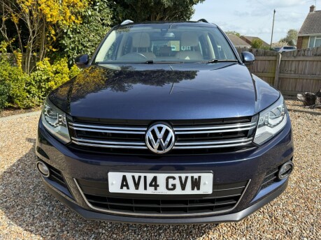 Volkswagen Tiguan 2.0 TDI BlueMotion Tech Match DSG 4WD Euro 5 (s/s) 5dr 8