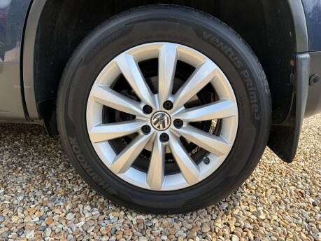 Volkswagen Tiguan 2.0 TDI BlueMotion Tech Match DSG 4WD Euro 5 (s/s) 5dr 13
