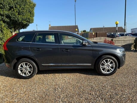 Volvo XC60 2.4 D4 SE Lux Nav Geartronic AWD Euro 5 5dr 4