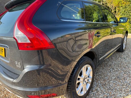 Volvo XC60 2.4 D4 SE Lux Nav Geartronic AWD Euro 5 5dr 8