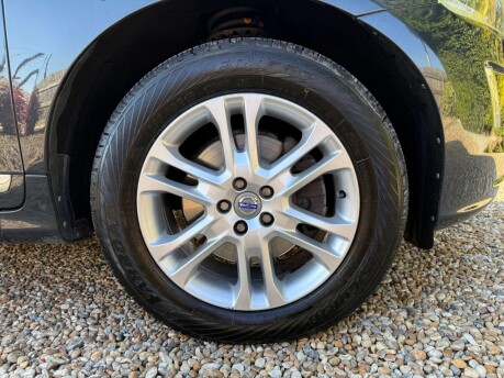 Volvo XC60 2.4 D4 SE Lux Nav Geartronic AWD Euro 5 5dr 13