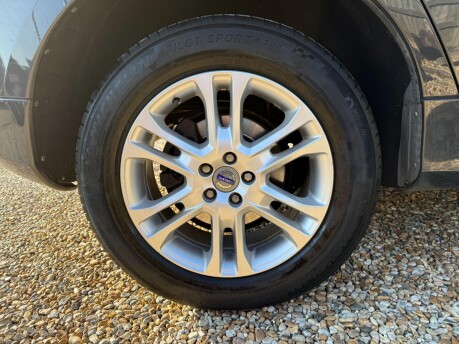 Volvo XC60 2.4 D4 SE Lux Nav Geartronic AWD Euro 5 5dr 14