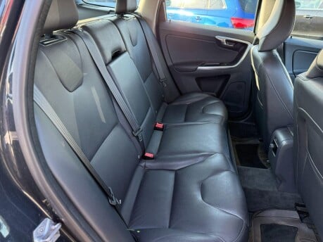 Volvo XC60 2.4 D4 SE Lux Nav Geartronic AWD Euro 5 5dr 17