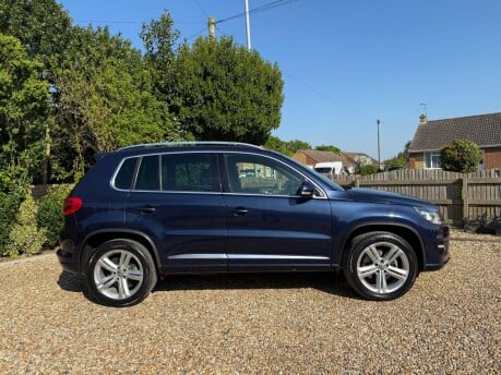 Volkswagen Tiguan 2.0 TDI BlueMotion Tech R-Line 4WD Euro 6 (s/s) 5dr 4