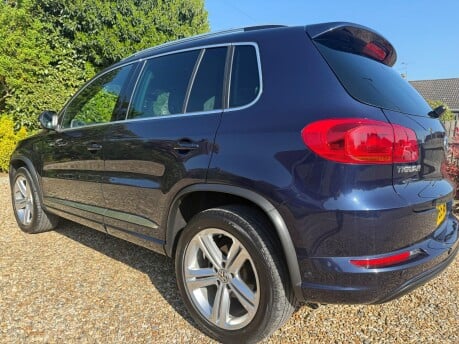 Volkswagen Tiguan 2.0 TDI BlueMotion Tech R-Line 4WD Euro 6 (s/s) 5dr 10