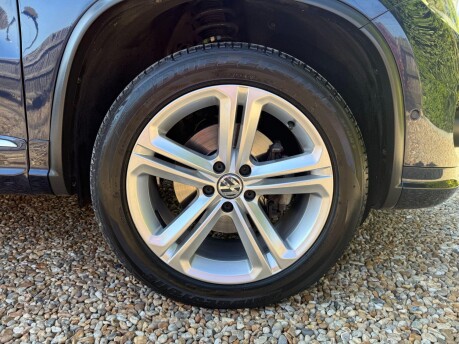 Volkswagen Tiguan 2.0 TDI BlueMotion Tech R-Line 4WD Euro 6 (s/s) 5dr 13