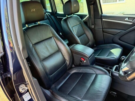 Volkswagen Tiguan 2.0 TDI BlueMotion Tech R-Line 4WD Euro 6 (s/s) 5dr 20