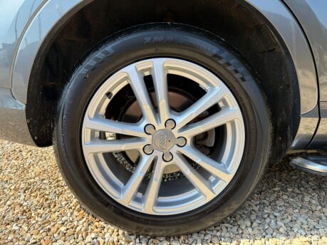 Audi Q3 2.0 TDI S line Edition Euro 6 (s/s) 5dr 14