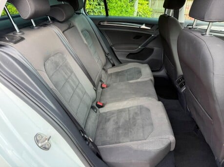 Volkswagen Golf 1.6 TDI BlueMotion Tech GT Euro 6 (s/s) 5dr 18