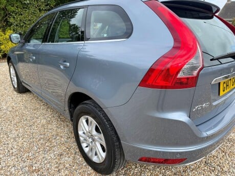 Volvo XC60 2.4 D4 SE Nav Auto AWD Euro 6 (s/s) 5dr 10
