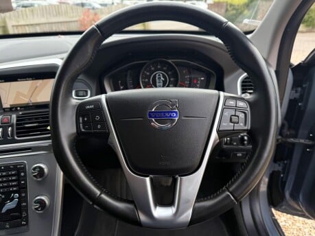Volvo XC60 2.4 D4 SE Nav Auto AWD Euro 6 (s/s) 5dr 15