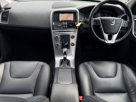 Volvo XC60 2.4 D4 SE Nav Auto AWD Euro 6 (s/s) 5dr 24