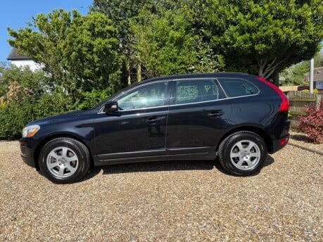 Volvo XC60 2.4 D5 SE Geartronic AWD Euro 5 5dr 3